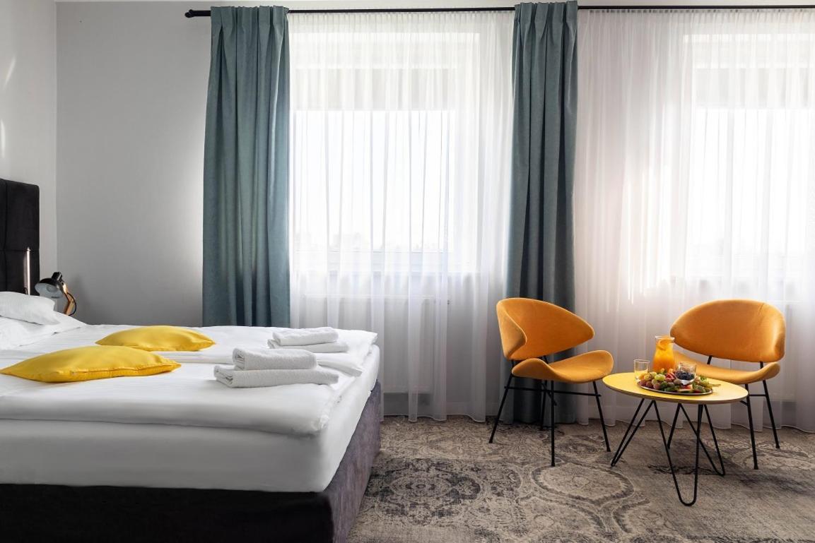 Hotel Nafta كروسنو المظهر الخارجي الصورة